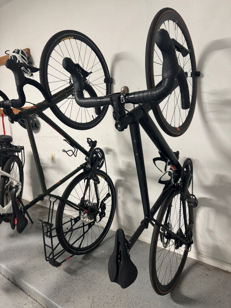 Hornit Clug Pro Review: An Innovative Option for Vertical Bicycle Wall&nbsp;Storage